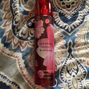 ‼️Never Used‼️ Bath&Body Japanese Cherry Blossom